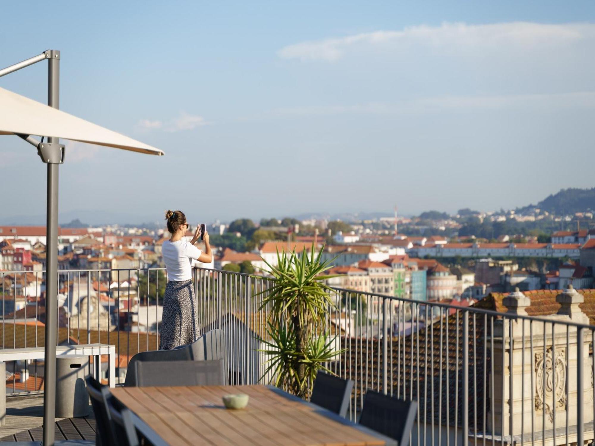 Stylish With Panoramic Sea Views Apartment